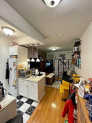 4th image of 443 E 83rd St APT 2C