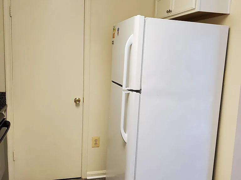 8509 Sullivan Ct — Photo 21