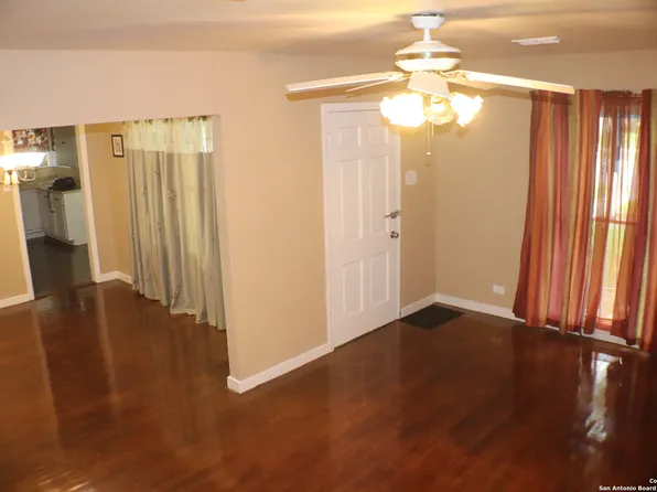 2306 W Huisache, San Antonio, TX 78201