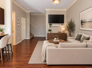 2153 Ridgemont Pl Unit 104, Nanaimo, BC V9T 0C8
