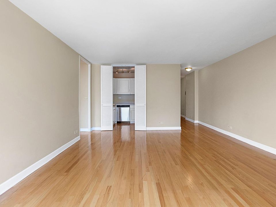 Living Room & Kitchen