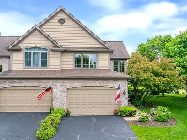 26W199 Klein Creek Dr, Winfield, IL 60190