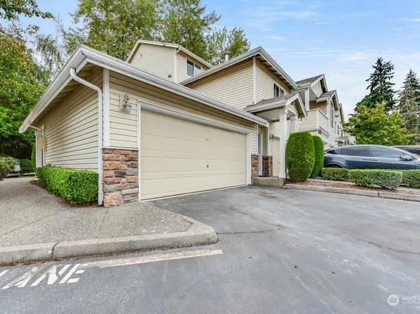 15806 18th Avenue W #A201, Lynnwood, WA 98087