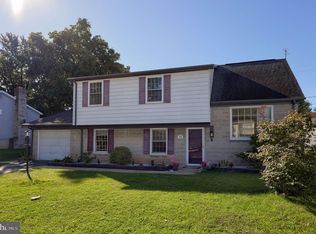 906 Northbriar Dr, York, PA 17404