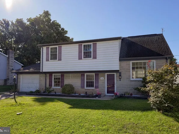 906 Northbriar Dr, York, PA 17404