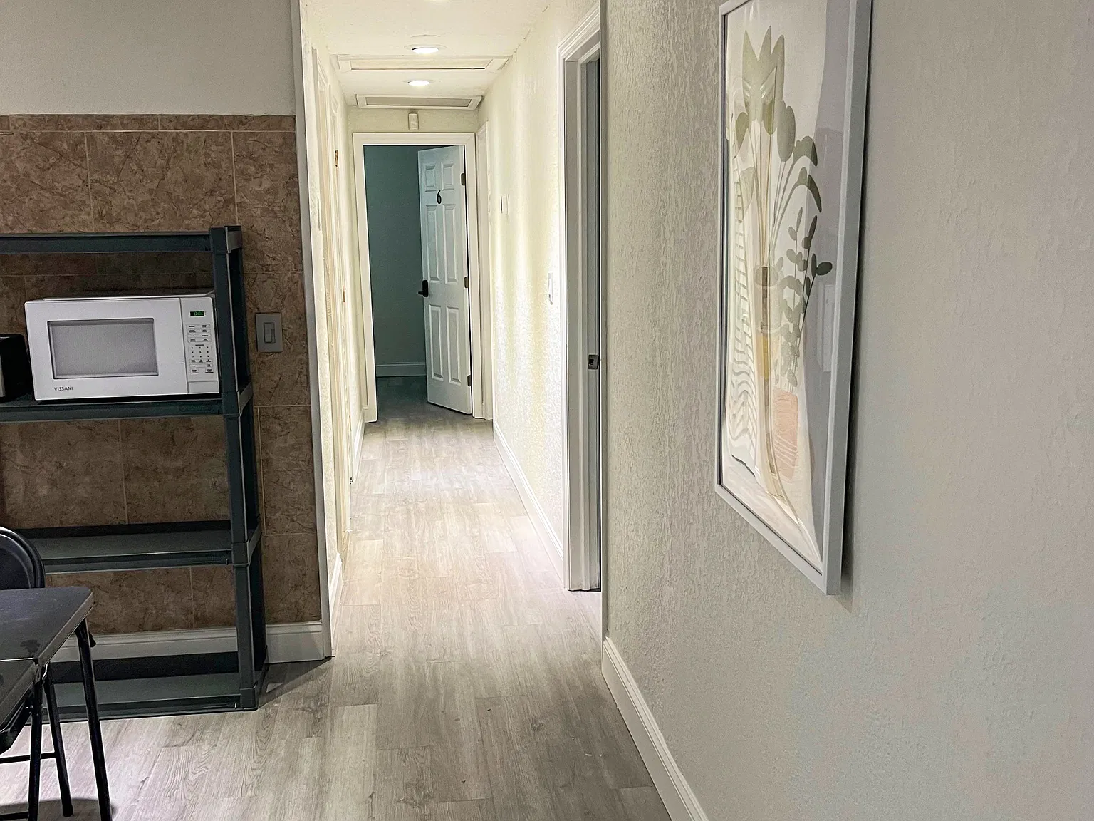 4 bed, 5.0 bath, 2300 sqft, $1,226 — Photo 3