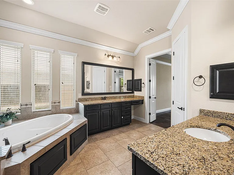 9614 Blackberry Terrace Dr — Photo 27