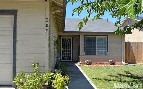 3rd image of 2051 Mission Valley Ln