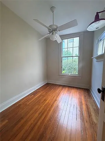 1669 Robert St — Photo 18