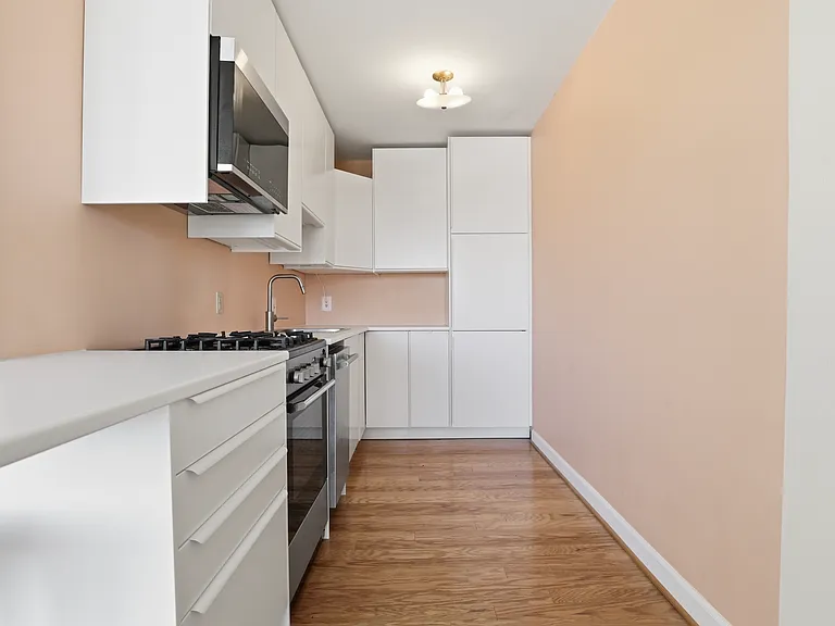 1330 New Hampshire Ave NW #715 — Photo 10