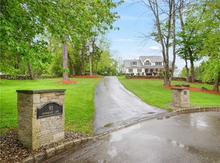 91 Coppergate Ln, Warwick, NY 10990