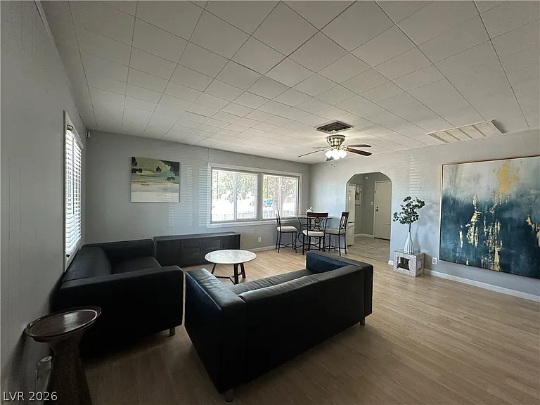 101 Beech St — Photo 1