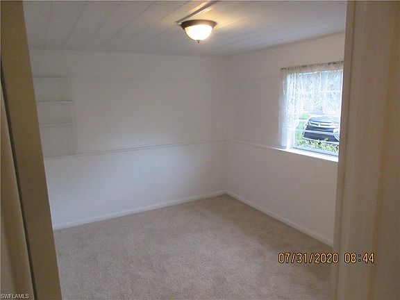 5th image of 2366 Victoria Ave