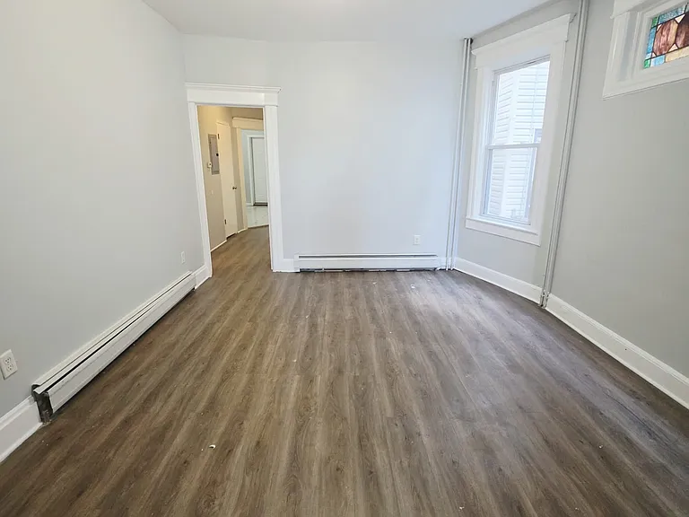 176 Garfield Ave #1A — Photo 5