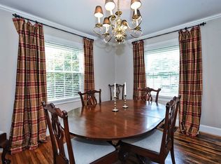 746 Poindexter Dr, Charlotte, NC 28209
