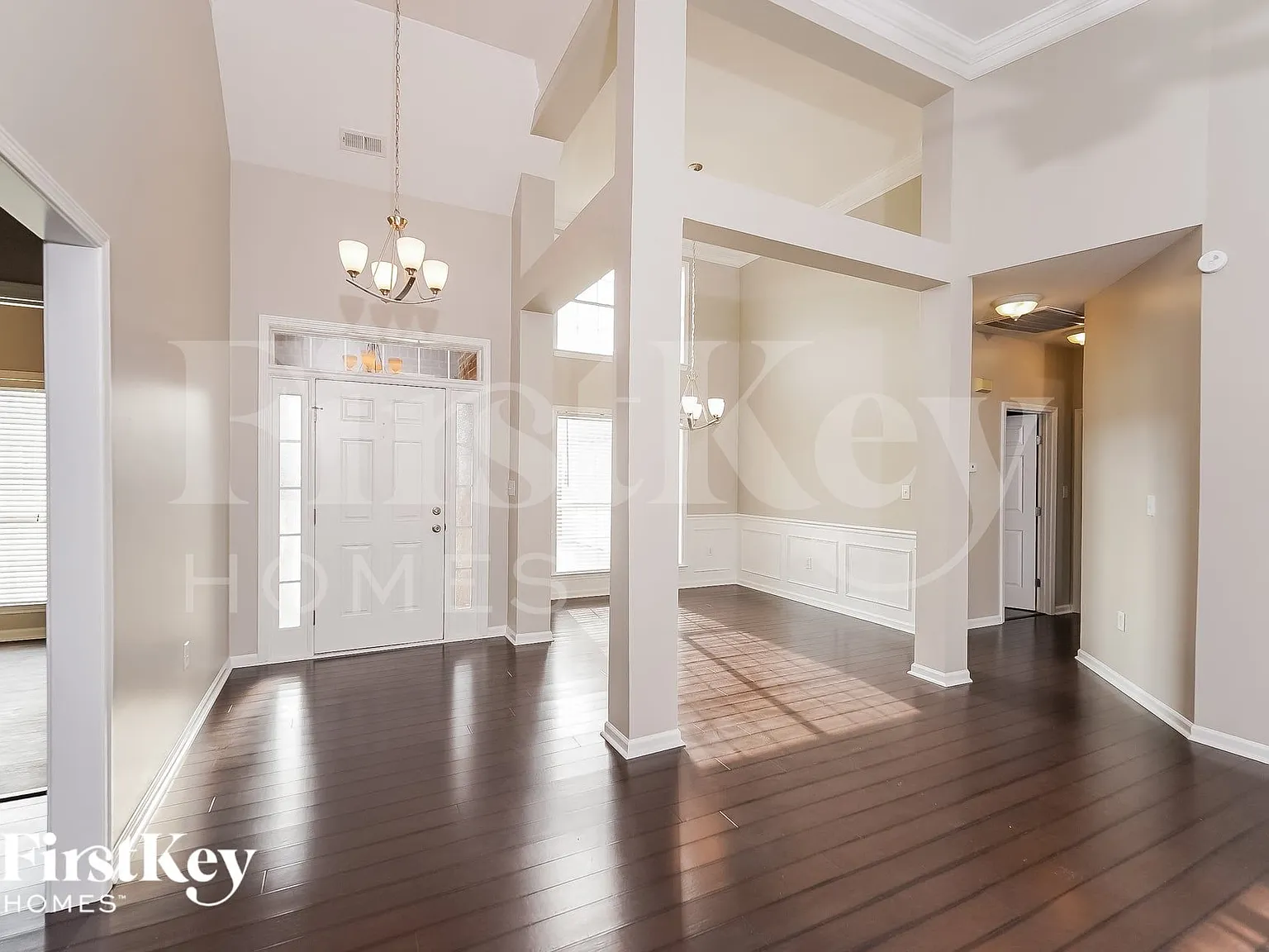 3 bed, 2.0 bath, 1507 sqft, $1,930 — Photo 3