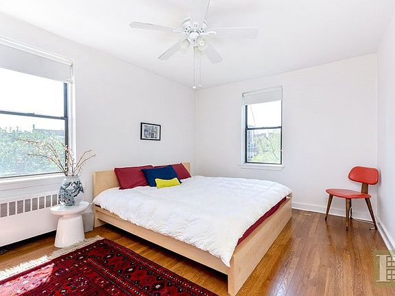 4th image of 3840 Greystone Ave APT 2Q