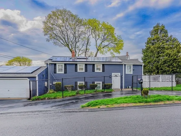 194 Roosevelt Rd, Weymouth, MA 02188