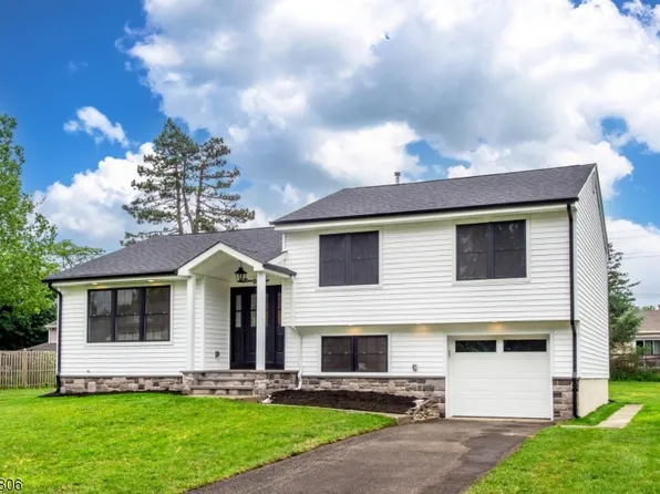 92 Berkley Ct, Wayne Twp., NJ 07470