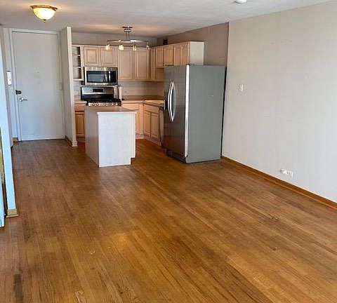3rd image of 1960 N Lincoln Park West Ave #2701