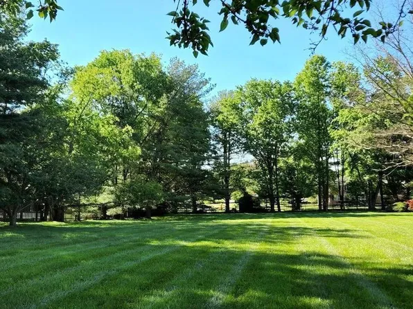 12402 Kondrup Dr, Clarksville, MD 20759