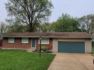 840 Ricewood Dr, Saint Louis, MO 63129