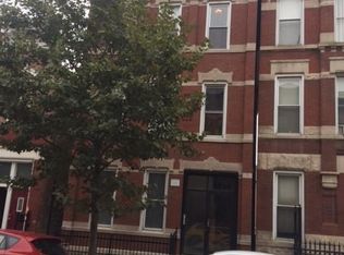 1031 W 19th St APT 3, Chicago, IL 60608