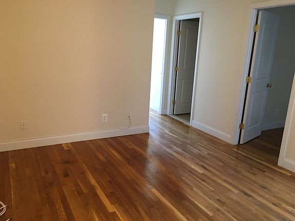 4th image of 2374 29th St APT 5