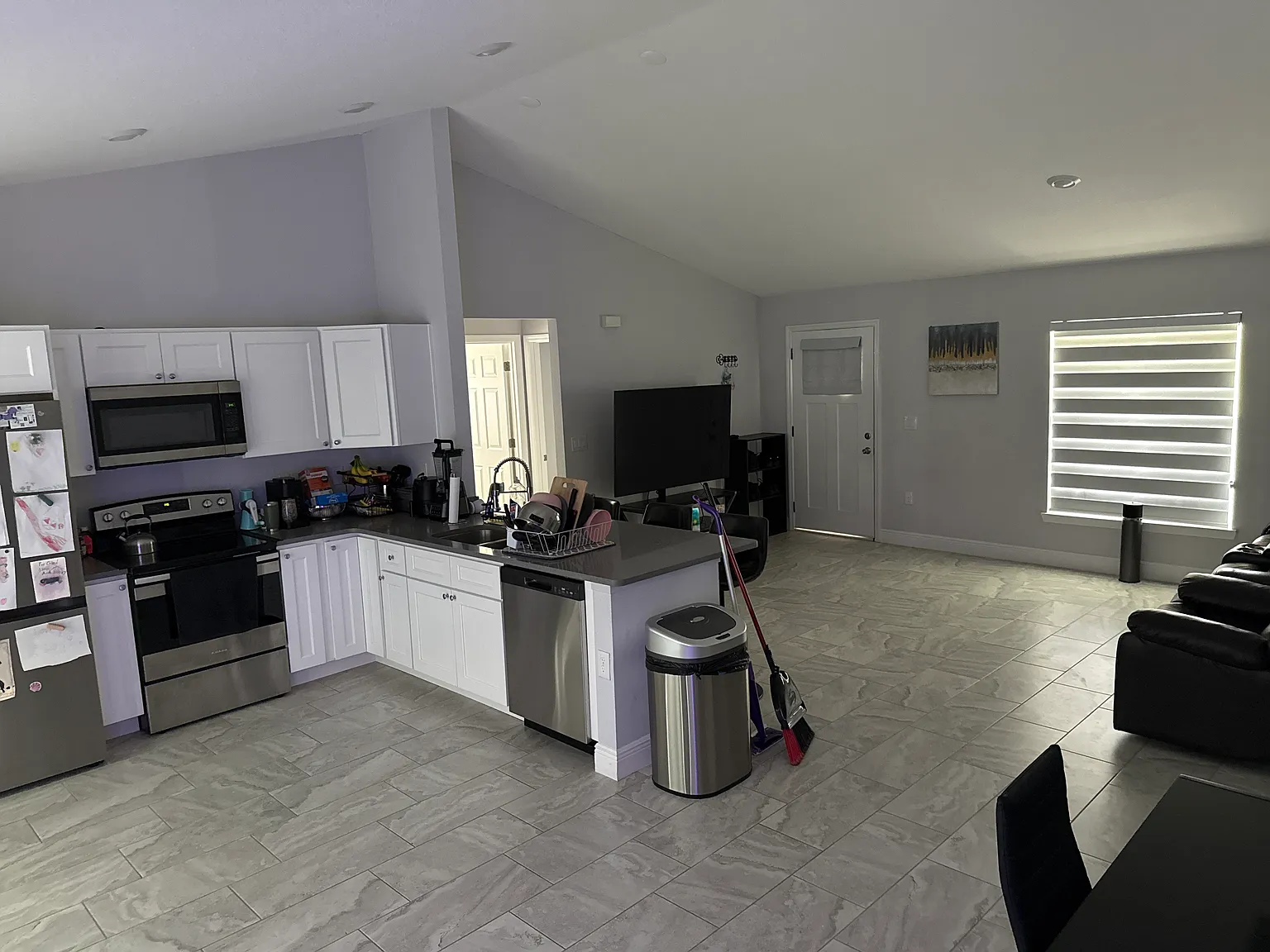 513 Marion Oaks Dr — Photo 3