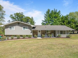 1029 Meadow Lake Rd, Chattanooga, TN 37415