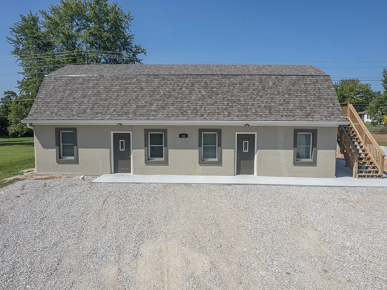 120 Jefferson Rd #A — Photo 1