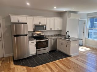 20 Alfred St #201, Biddeford, ME 04005