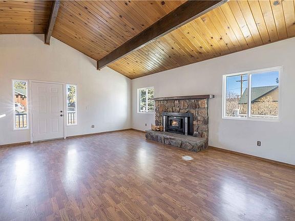 4th image of 1601 Malabar Way