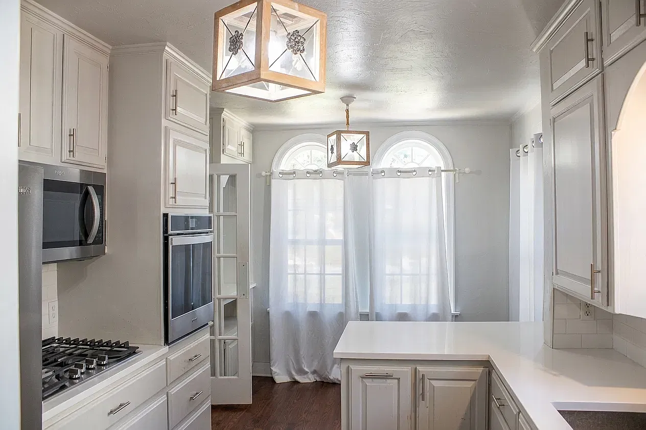 3 bed, 1426 sqft, $1,800 — Photo 4