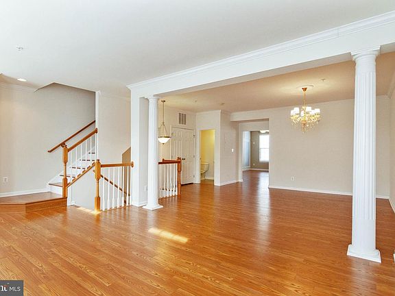 4th image of 2702 Sheffield Hill Way #221