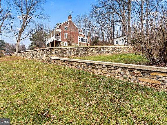 3rd image of 9025 Myersville Rd
