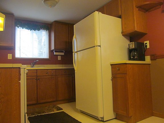 4th image of 9166 Island Drive