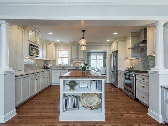 4th image of 1540 Whitower Dr