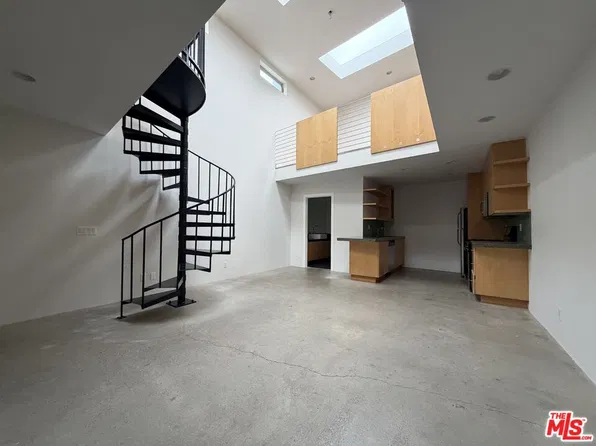553 Rose Ave #7, Venice, CA 90291