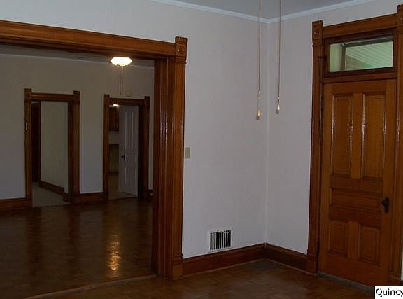 Home for Sale in Quincy, IL $89,900