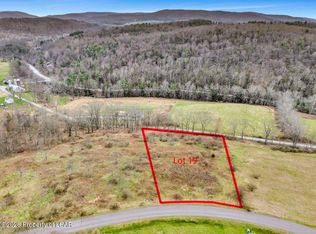 19 Walnut Ridge Dr, Mehoopany, PA 18629