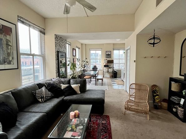 116 E Franklin St #203