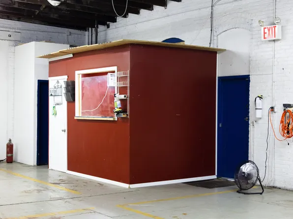 252 Monticello Avenue image 18 of 24