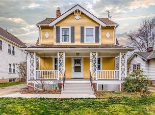 2100 Richland Ave, Lakewood, OH