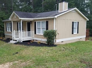 36 Classic Rd, Grantville, GA 30220