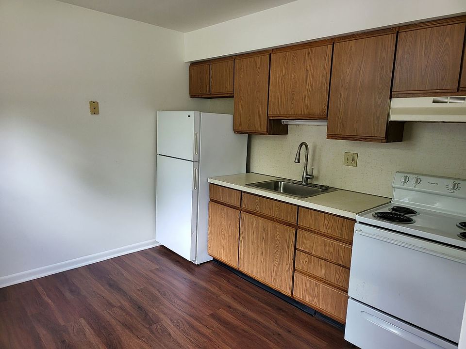1st image of 301 E Brown St APT A-8