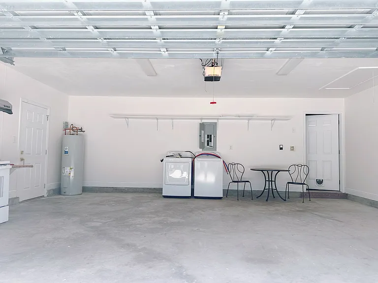 3062 Palm St — Photo 9