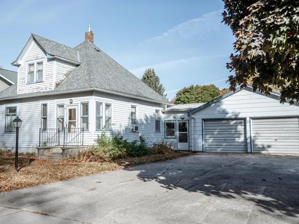 31 Apple St W, Trimont, MN 56176