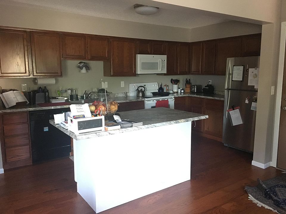 1st image of 892 Wescott Sq APT 104
