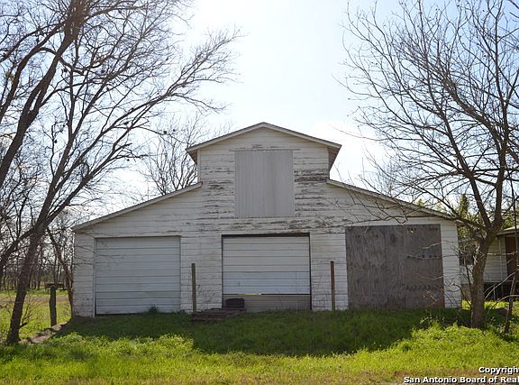 5th image of 228 County Road 4520
